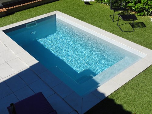 Installation de système de filtration de piscine automatique