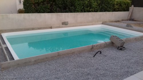 Vente de piscine en coque à Cessenon-sur-Orb